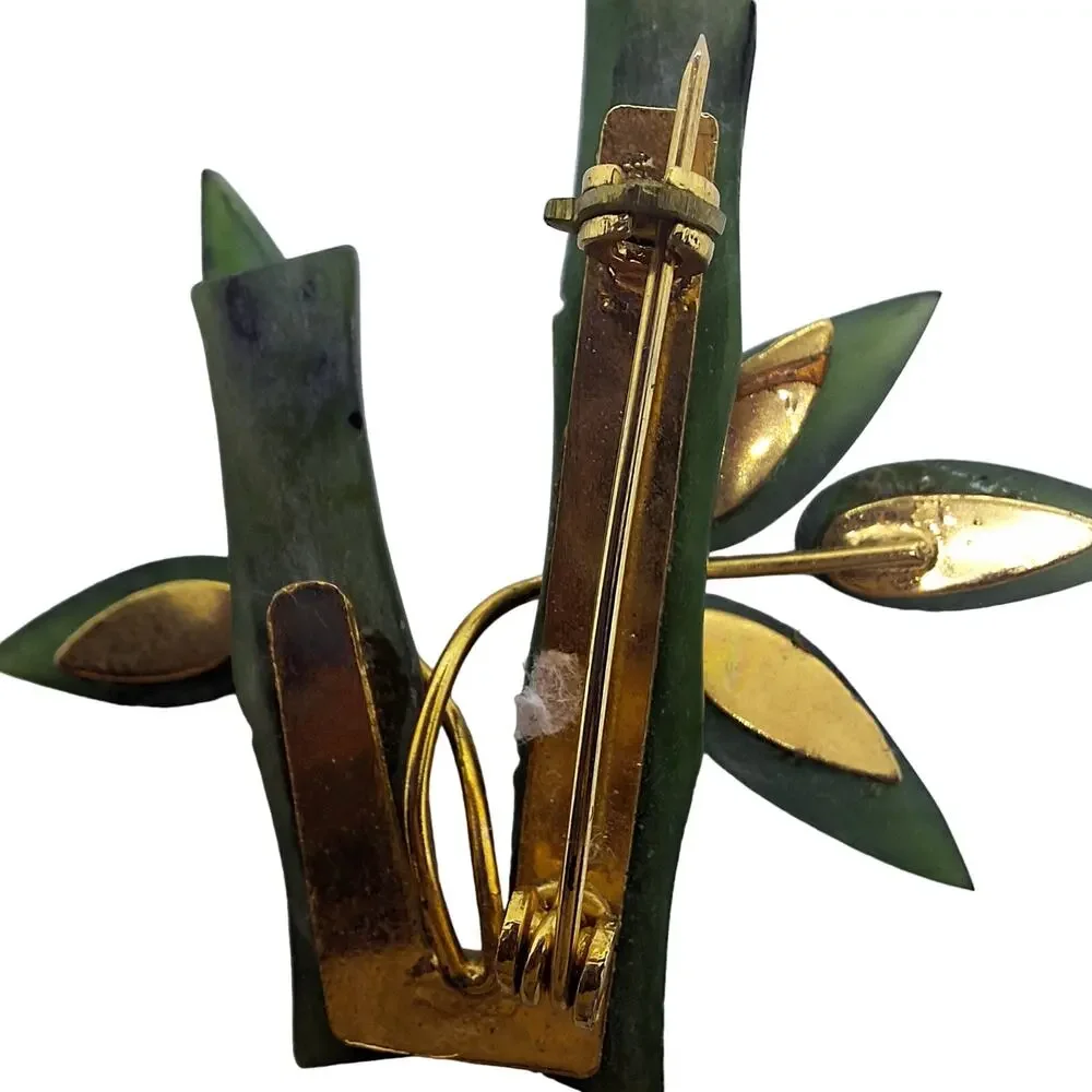 Vtg Carved Jade Bamboo Brooch Gold Tone